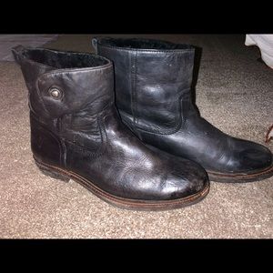 Frye Mara Button Short Boot Black